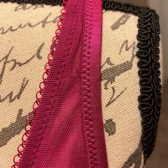 EUC Victoria’s Secret Body By Victoria unlined Demi bra - Picture 6 of 15